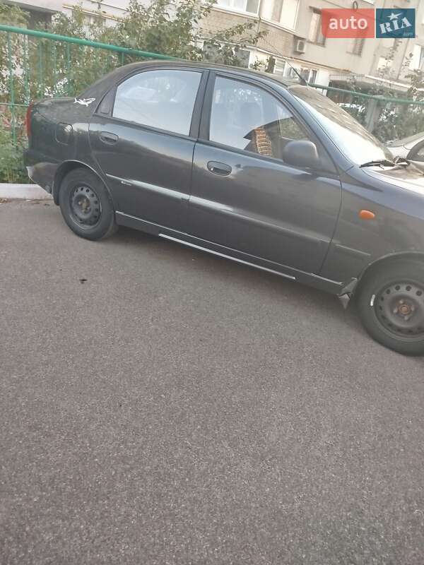 Седан Daewoo Sens 2010 в Харкові