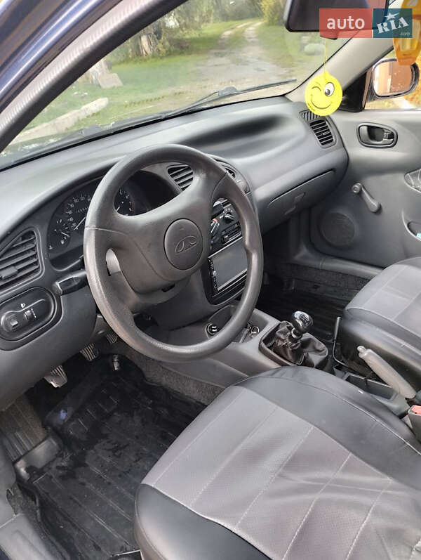 Седан Daewoo Sens 2003 в Красилові