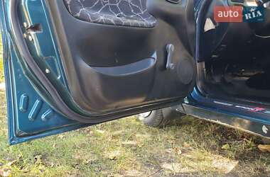 Седан Daewoo Sens 2001 в П'ятихатках