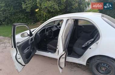 Седан Daewoo Sens 2007 в Демидовке