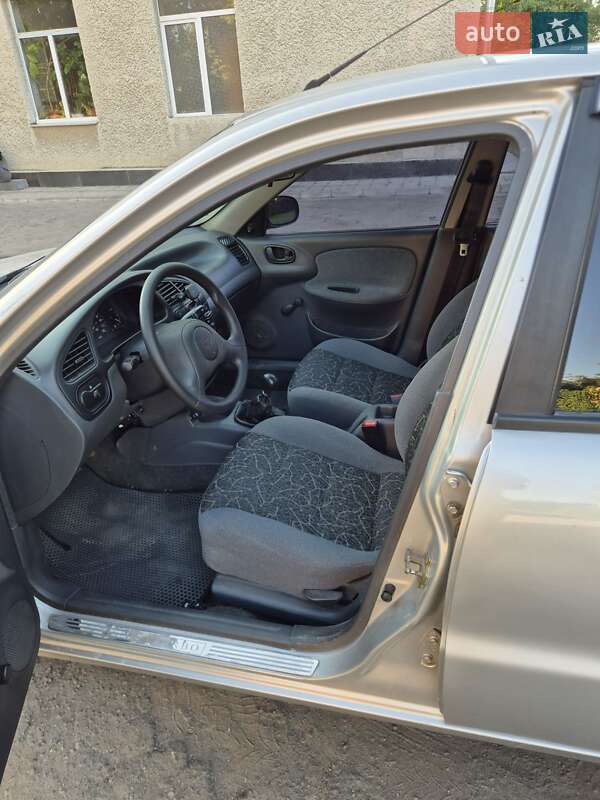 Седан Daewoo Sens 2004 в Виннице