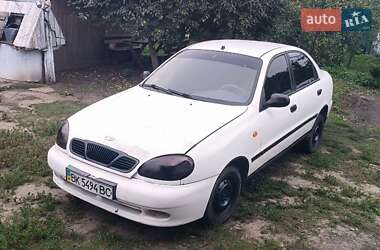Седан Daewoo Sens 2005 в Остроге
