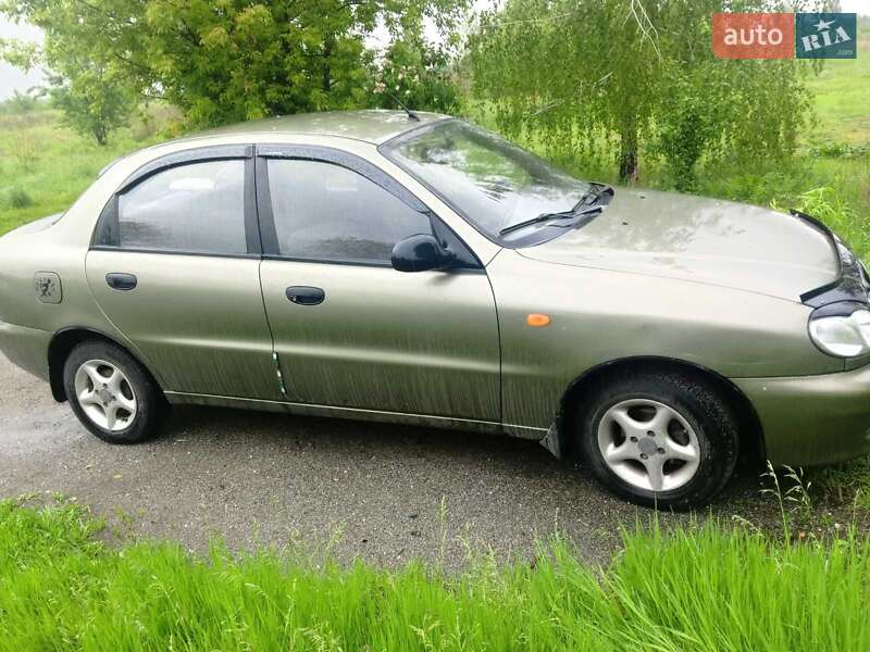Седан Daewoo Sens 2006 в Малині
