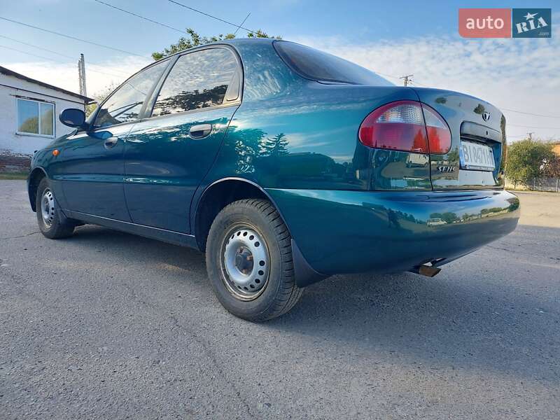 Седан Daewoo Sens 2005 в Карловке