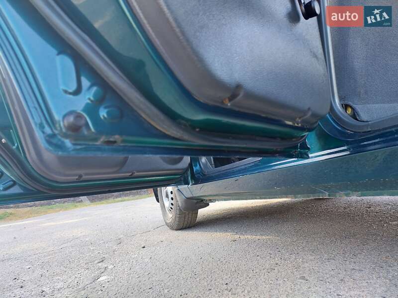Седан Daewoo Sens 2005 в Карловке