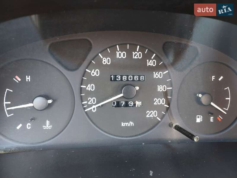 Седан Daewoo Sens 2005 в Карловке