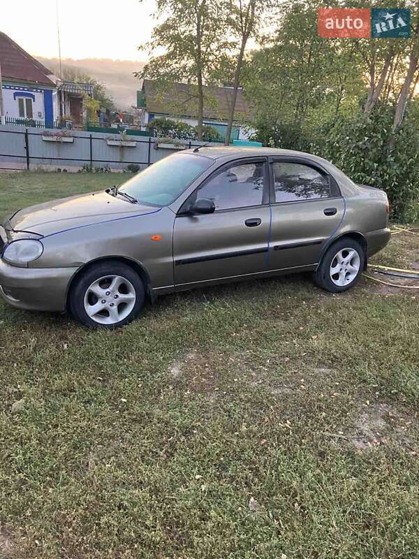 Седан Daewoo Sens 2005 в Новомиргороді