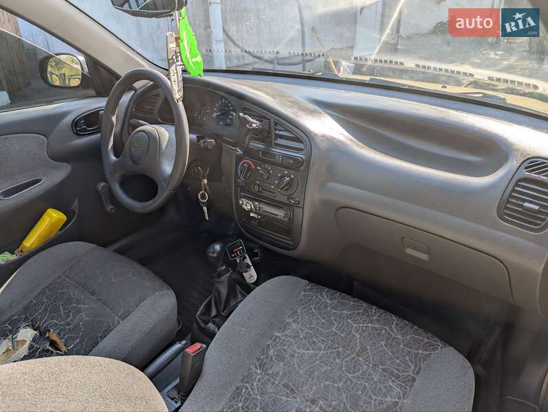 Седан Daewoo Sens 2005 в Рівному