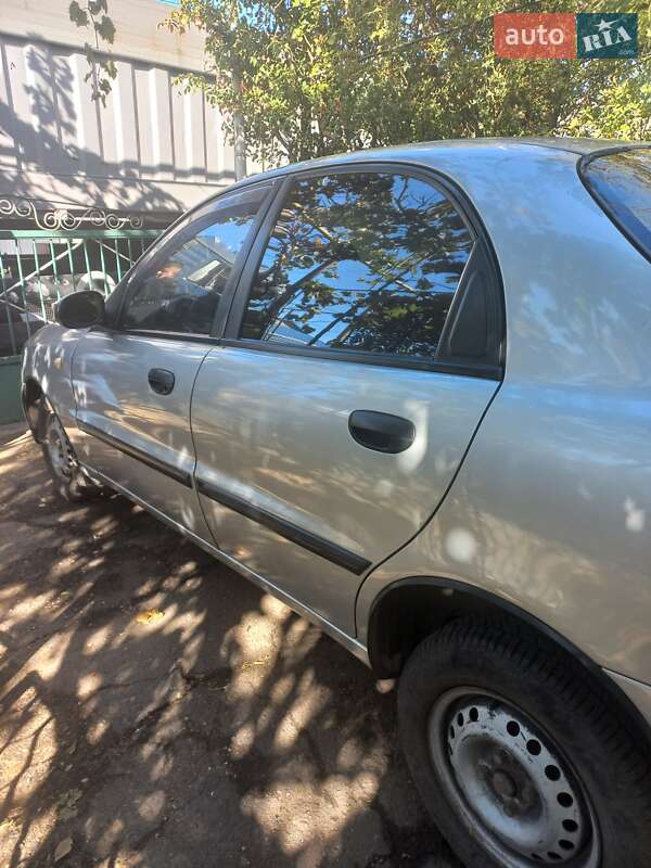 Седан Daewoo Sens 2005 в Подільську