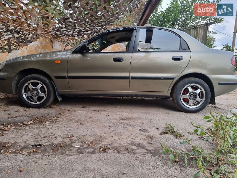 Седан Daewoo Sens 2005 в Поляні