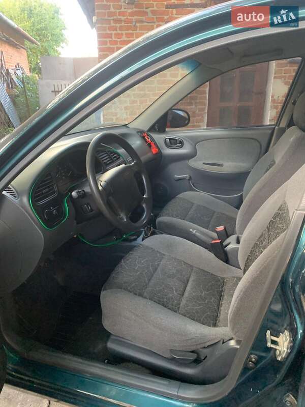 Седан Daewoo Sens 2007 в Львове