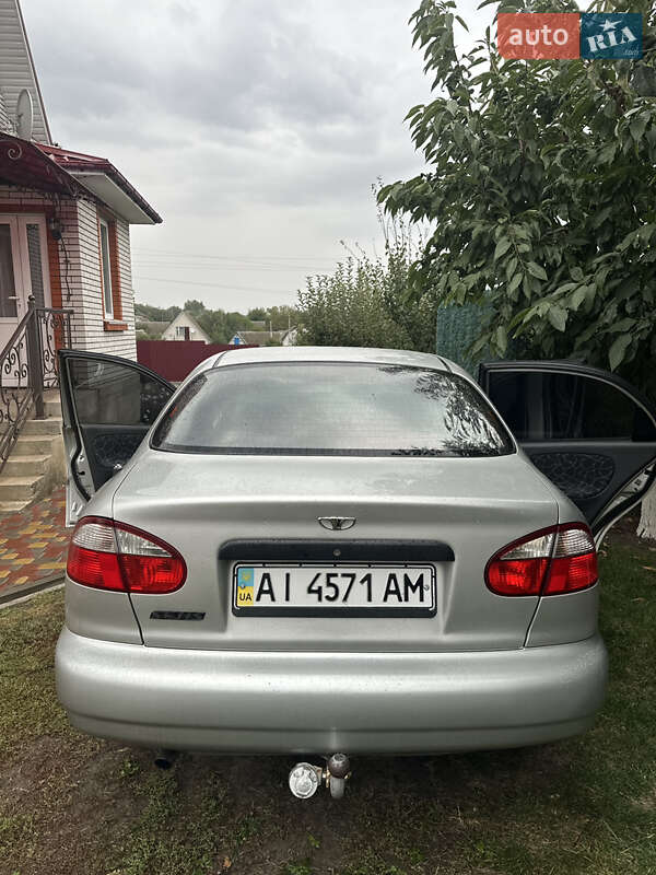 Седан Daewoo Sens 2002 в Кагарлыке