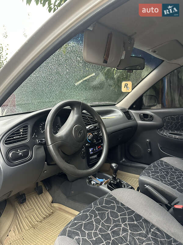 Седан Daewoo Sens 2002 в Кагарлыке