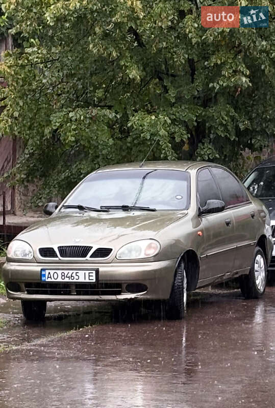 Седан Daewoo Sens 2005 в Рахове