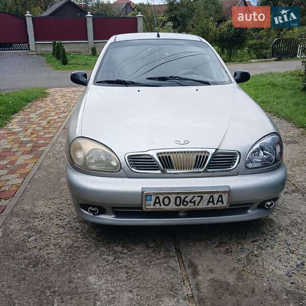 Седан Daewoo Sens 2004 в Мукачевому