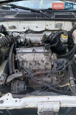 Седан Daewoo Sens 2006 в Дніпрі