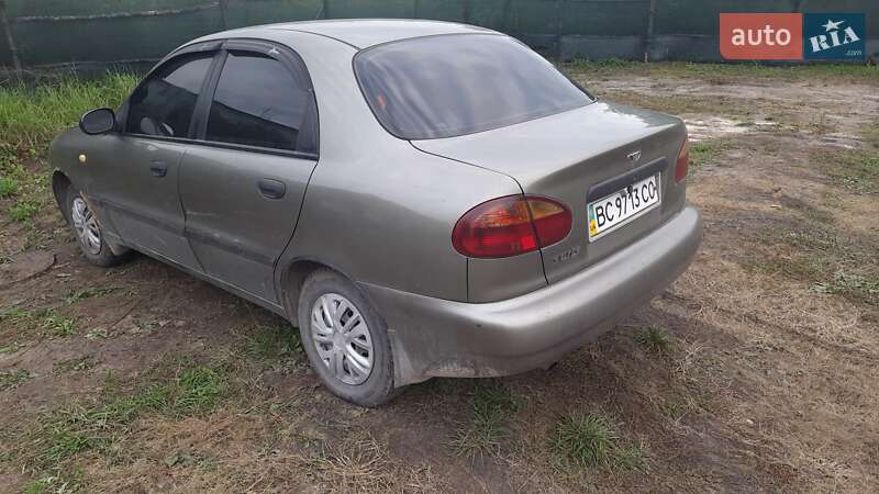 Седан Daewoo Sens 2007 в Новояворовске