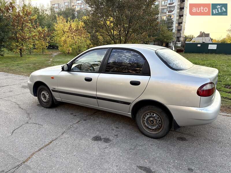 Седан Daewoo Sens 2004 в Кременчуці