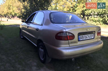 Седан Daewoo Sens 2004 в Новій Ушиці