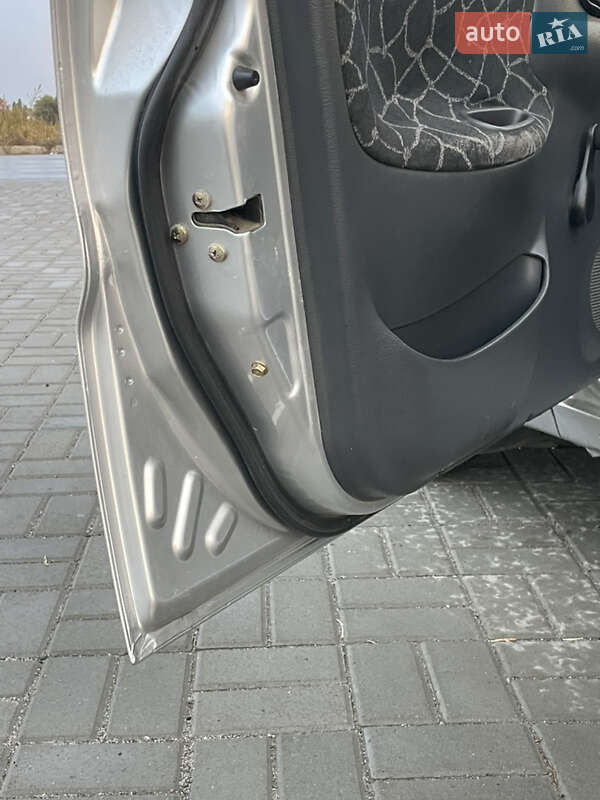 Седан Daewoo Sens 2004 в Черкассах