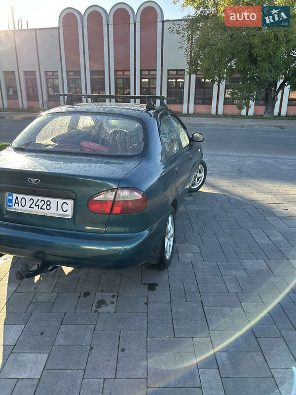 Седан Daewoo Sens 2004 в Хусте