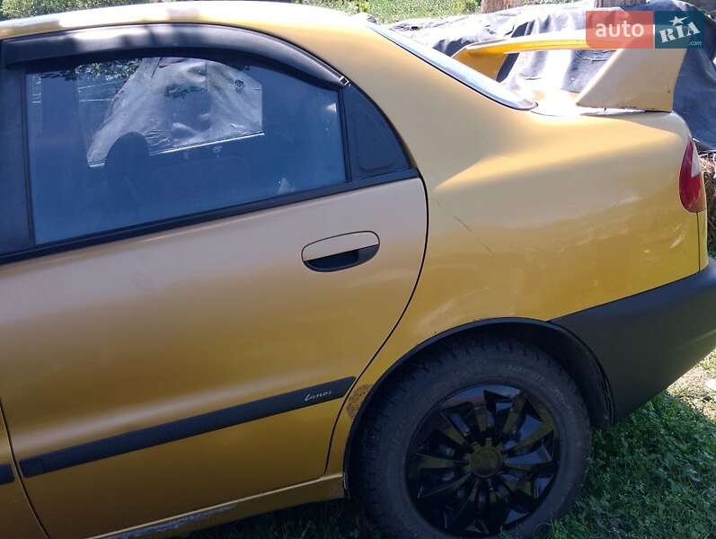 Седан Daewoo Sens 2003 в Ромнах