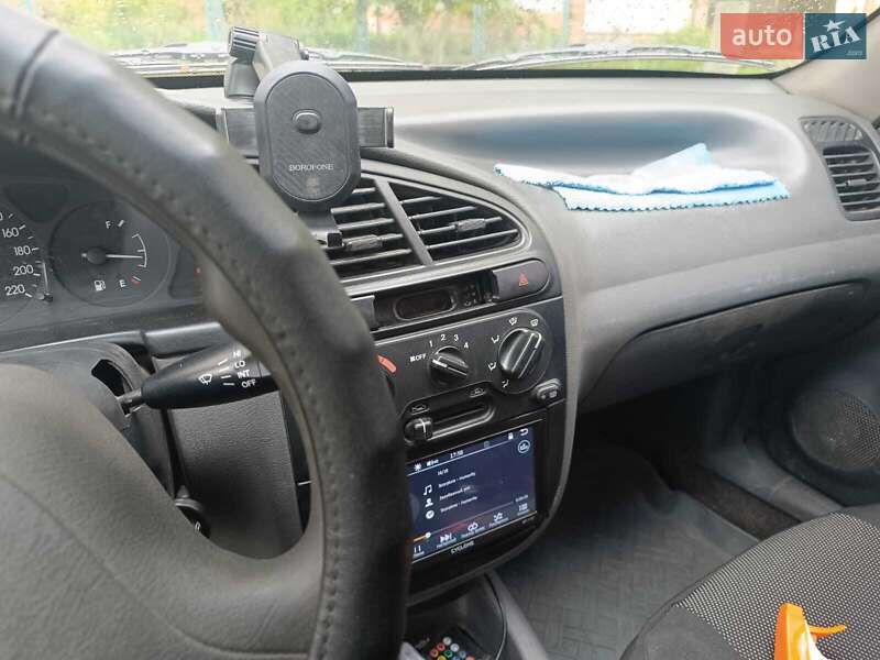 Седан Daewoo Sens 2005 в Сумах