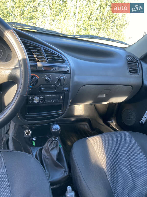 Седан Daewoo Sens 2002 в Хмельницькому