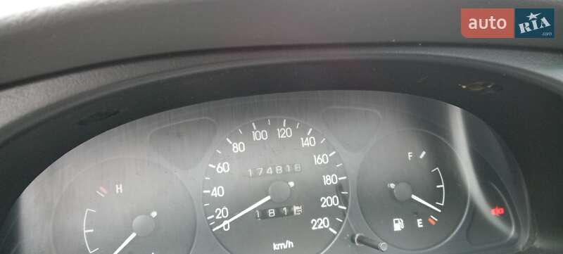 Седан Daewoo Sens 2004 в Ивано-Франковске