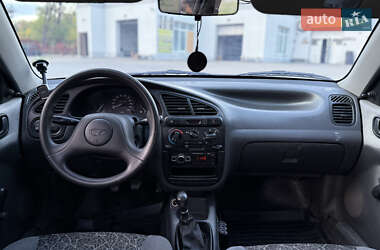 Седан Daewoo Sens 2004 в 