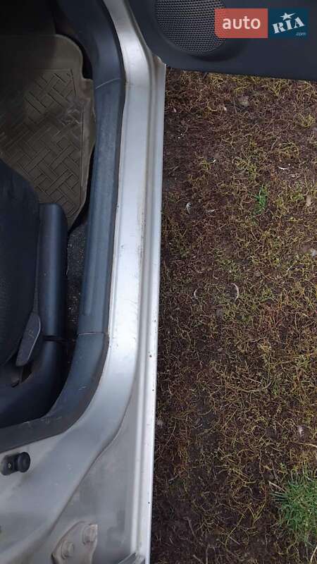 Седан Daewoo Sens 2005 в Радехові