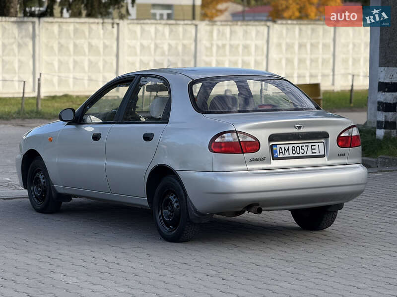 Седан Daewoo Sens 2005 в Звягеле