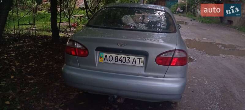 Седан Daewoo Sens 2004 в Хусті