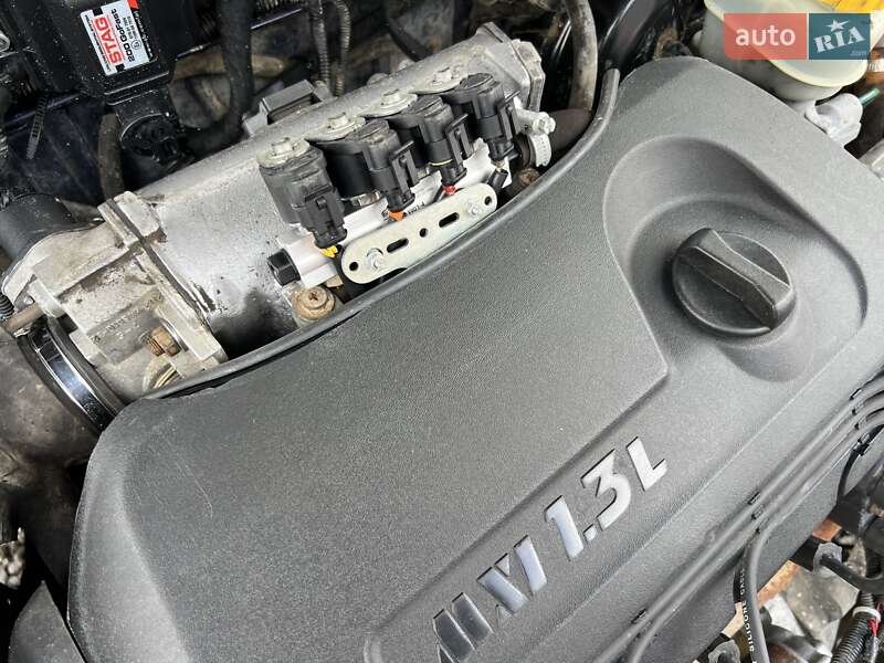 Седан Daewoo Sens 2004 в Шептицькому