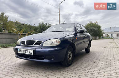 Седан Daewoo Sens 2004 в Жовкві