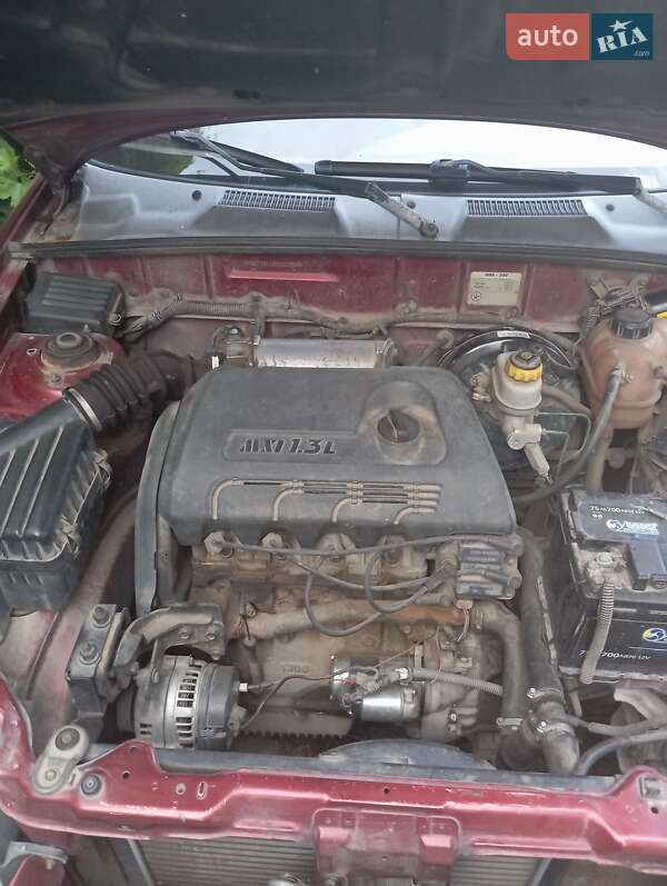 Седан Daewoo Sens 2005 в Ізмаїлі