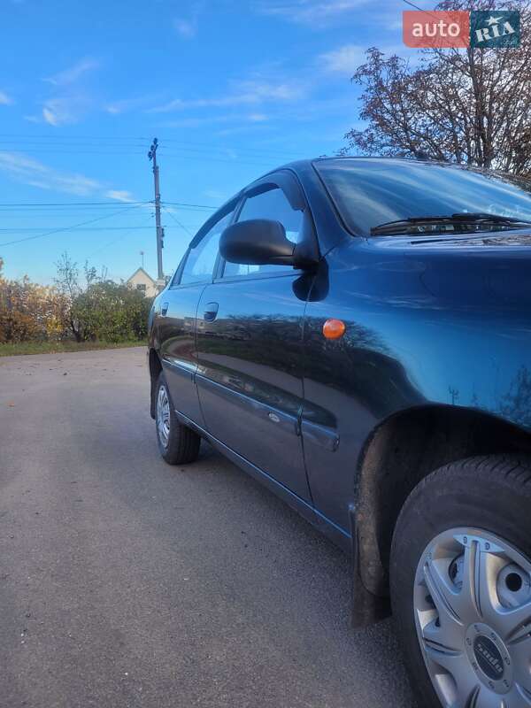 Седан Daewoo Sens 2004 в Каменском