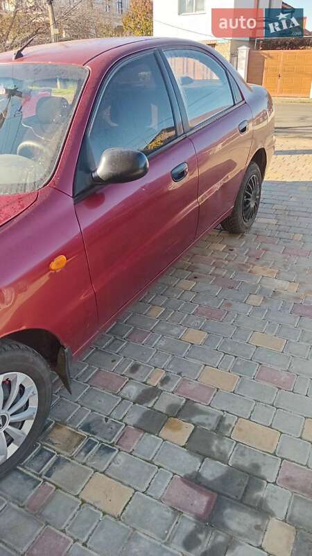 Седан Daewoo Sens 2006 в Черноморске