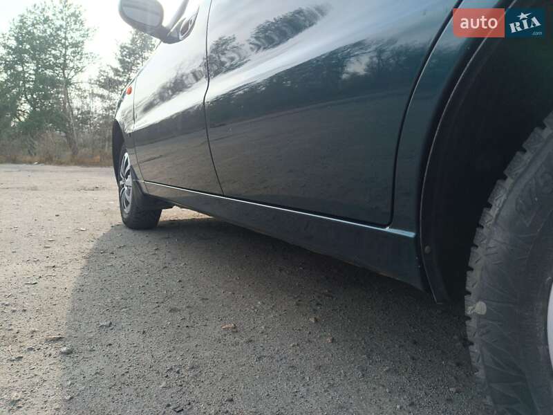 Седан Daewoo Sens 2003 в Дніпрі