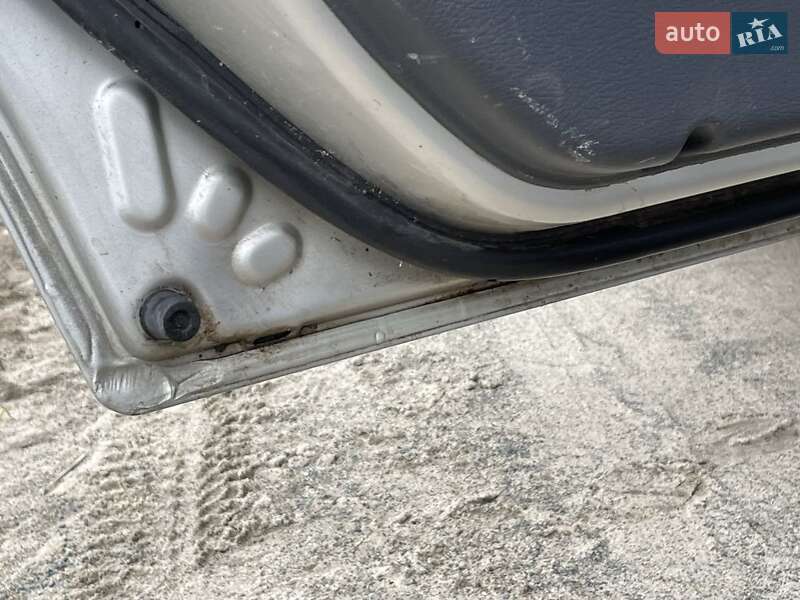 Седан Daewoo Sens 2002 в Малині