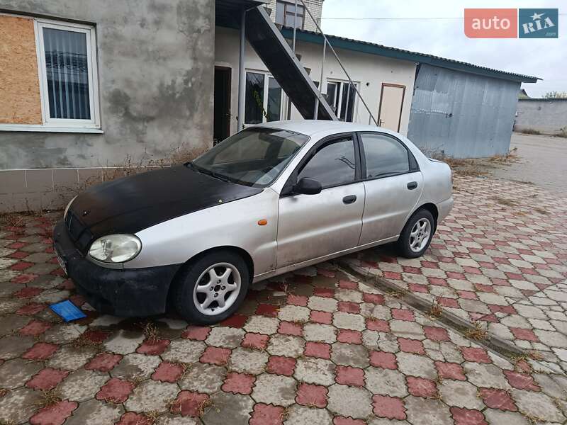 Седан Daewoo Sens 2002 в Херсоні
