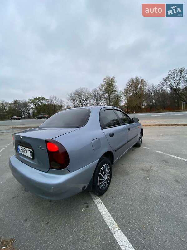 Седан Daewoo Sens 2010 в Дніпрі