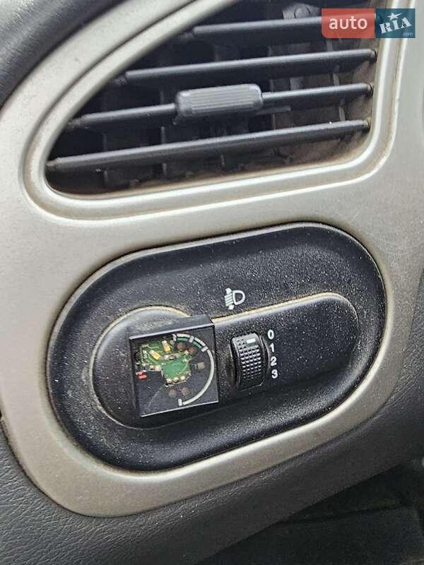 Седан Daewoo Sens 2011 в Києві