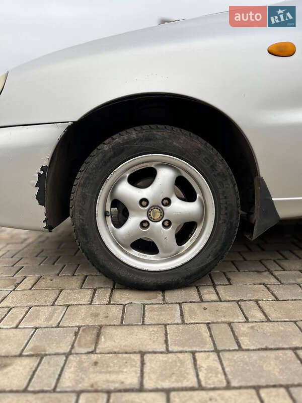 Седан Daewoo Sens 2004 в Білогородці