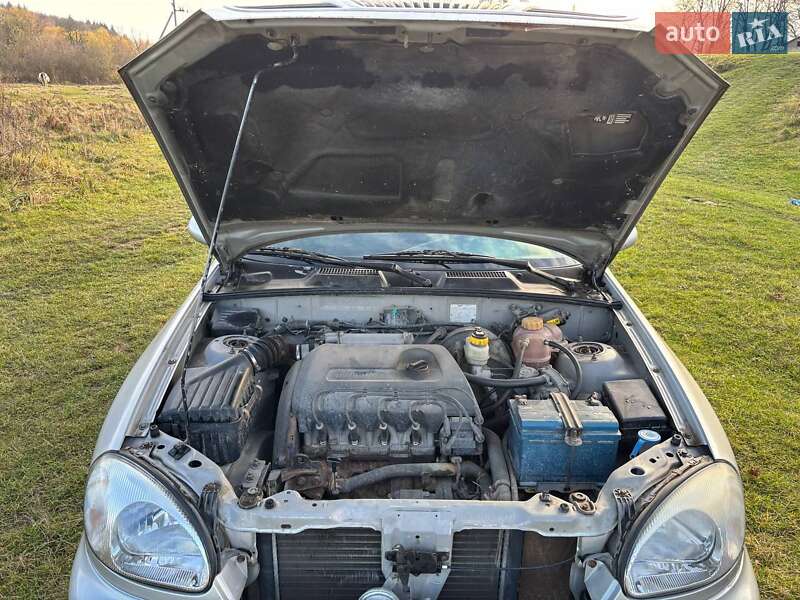 Седан Daewoo Sens 2003 в Теофиполе