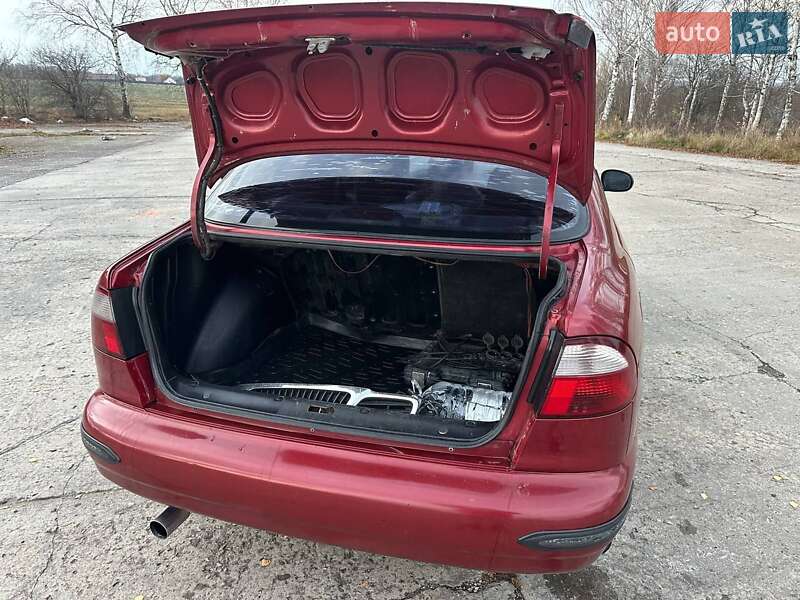 Седан Daewoo Sens 2005 в Деражне