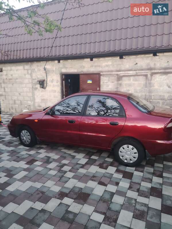 Седан Daewoo Sens 2005 в Дніпрі