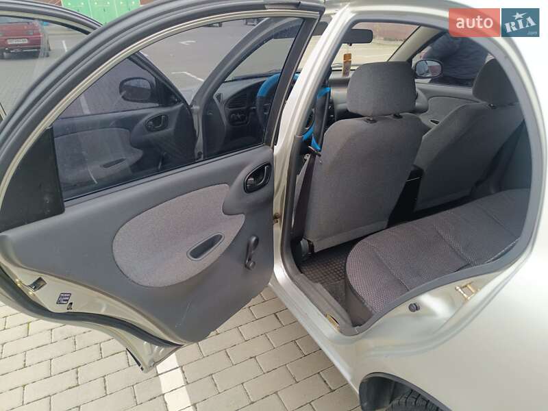 Седан Daewoo Sens 2005 в Черкасах