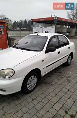 Седан Daewoo Sens 2002 в Ужгороді