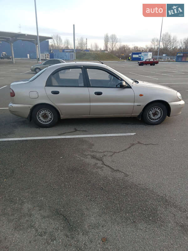 Седан Daewoo Sens 2004 в Киеве
